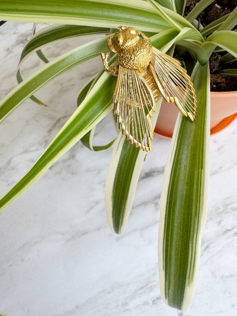 Vintage Signed Monet Gold-tone Bumblebee Brooch Pin